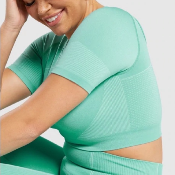 Gymshark Ultra Seamless Crop Top in Spearmint Green Size Small - Picture 2 of 11